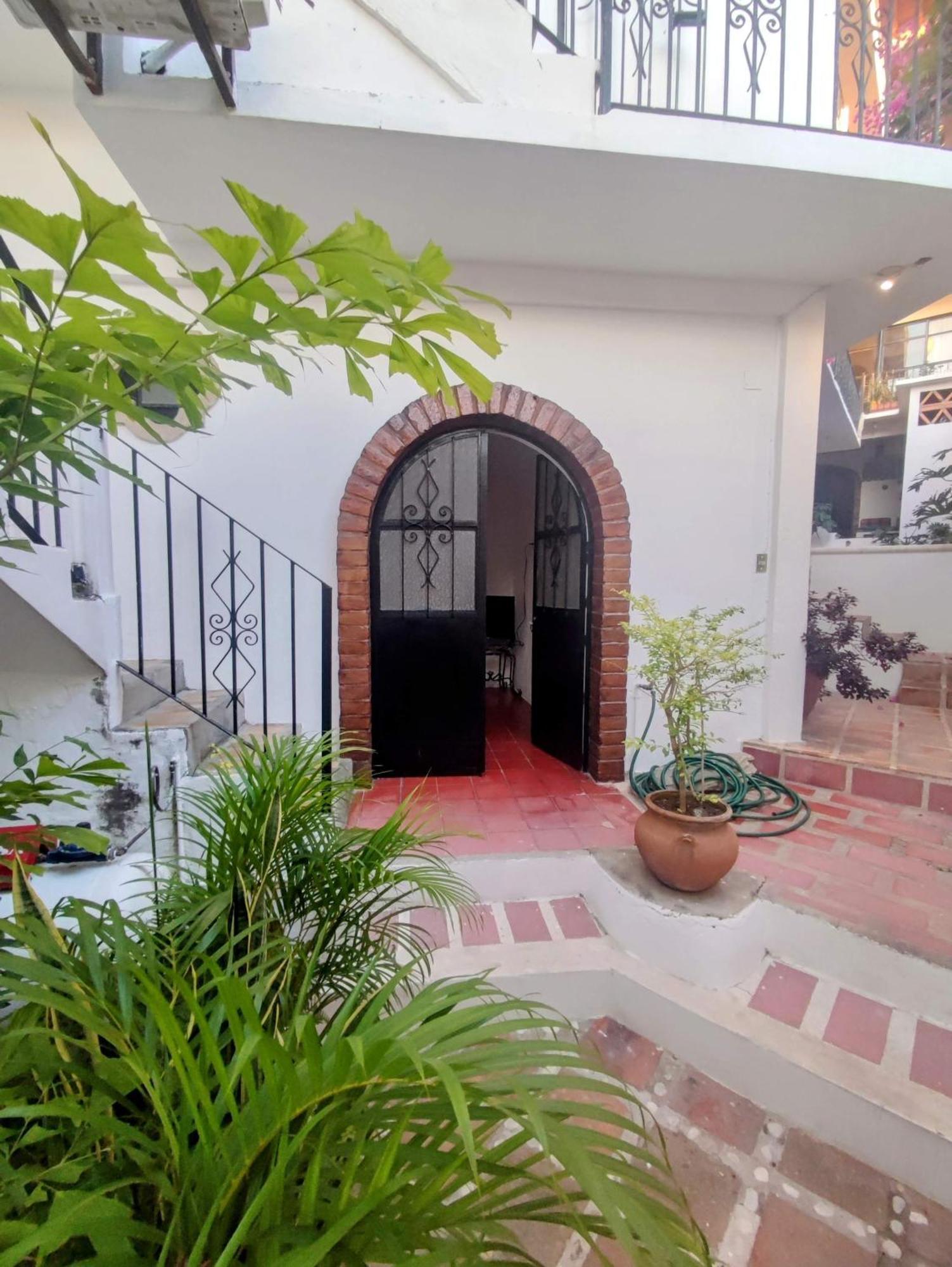 Casa Rey Sol Vallarta Пуэрто-Вальярта Экстерьер фото